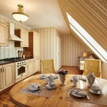 Ferienwohnung De Luxe Апартаменты *
